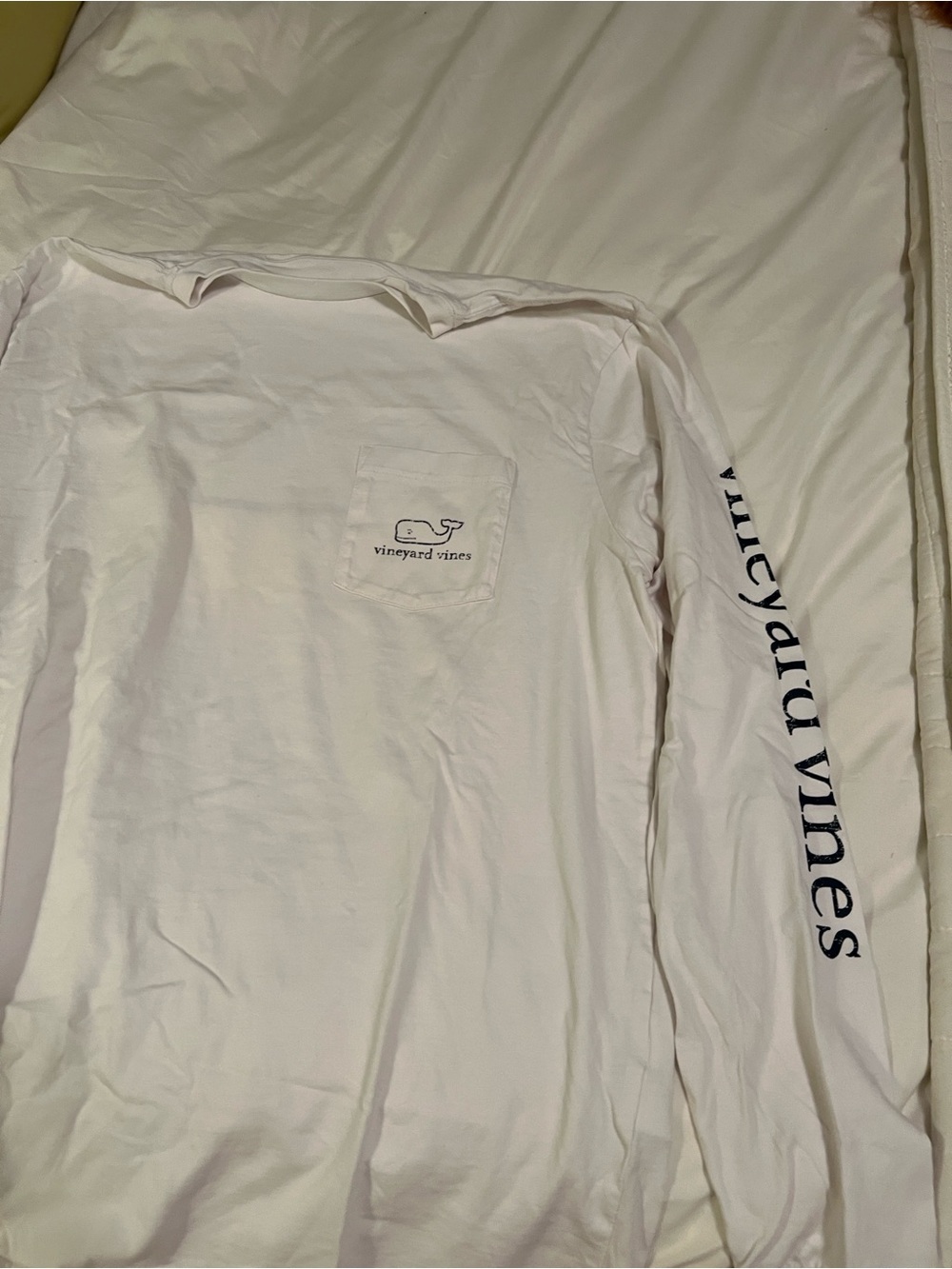 Vineyard Vines White Long sleeve Crewneck T-Shirt Men Large w/navy logo